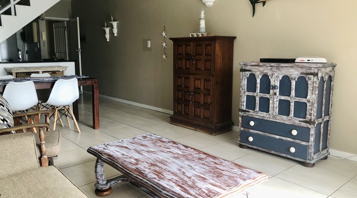 No.10 Mallorca, Umdloti Beach