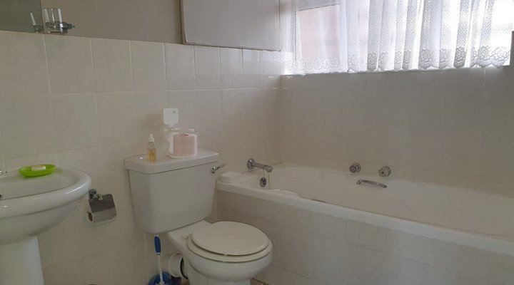 1401 and 2104 Amanzi Beachfront Apartments