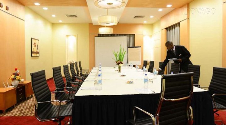 Ledger Plaza Bahari Beach Hotel
