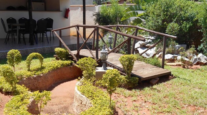 Luxury Inn Close Company