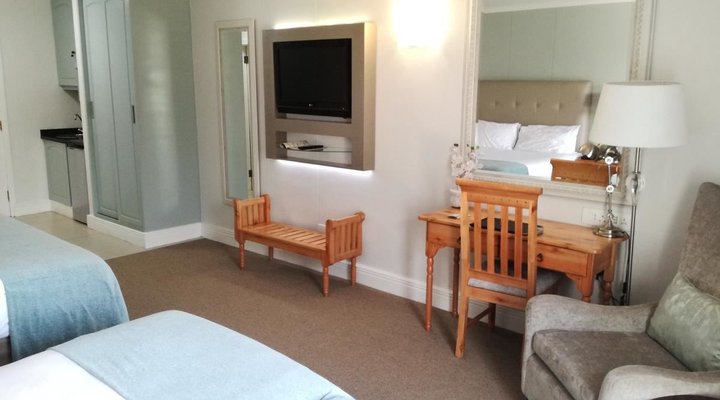 aha The Riverside Hotel