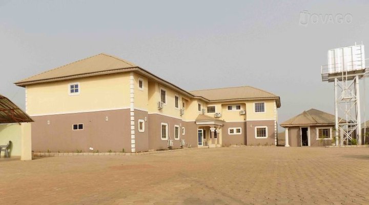 Olakay International Hotel & Suites