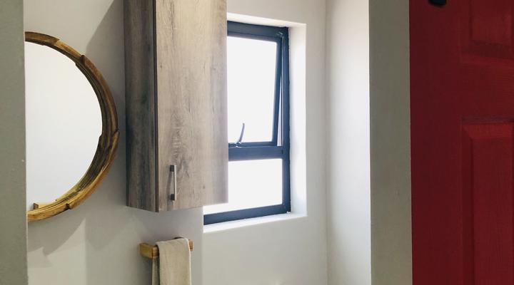 De Grendel Red & Yellow Suite