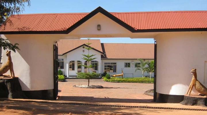 Mahale Classic Lodge