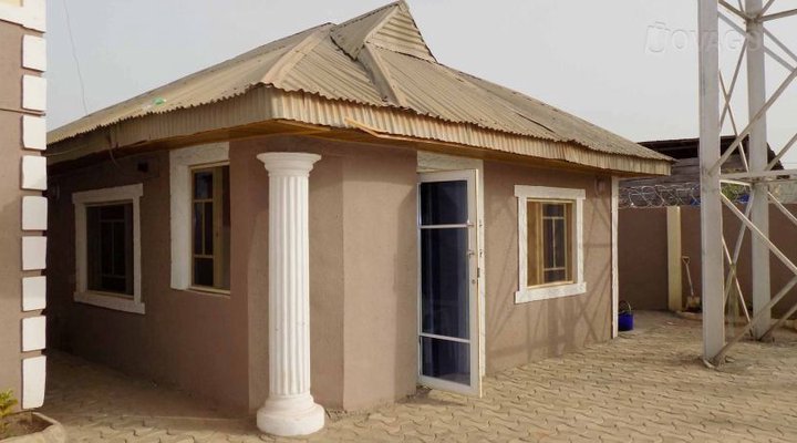 Olakay International Hotel & Suites