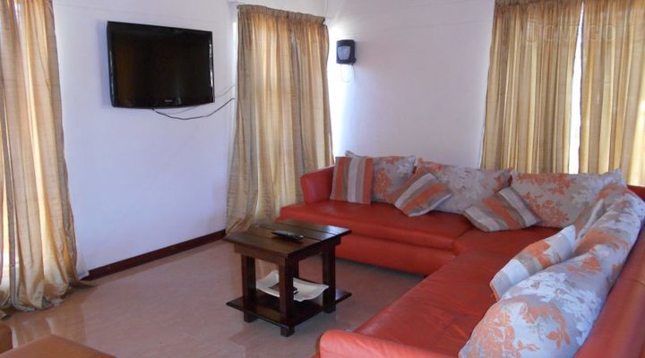 Luxury Inn Close Company