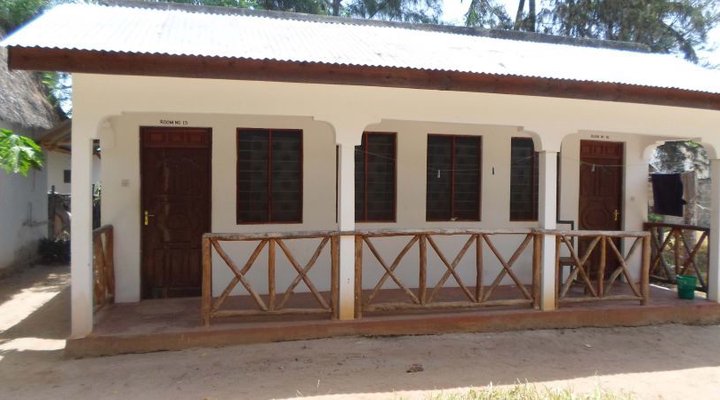 Jambo Brothers Bungalows