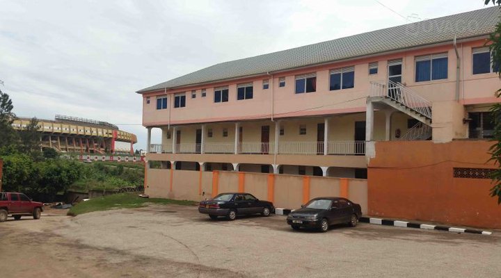 Mamerto Hotel