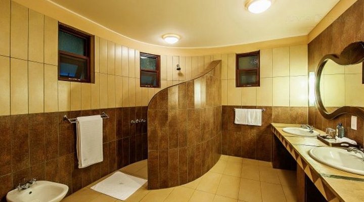Lake Nakuru Sopa Lodge