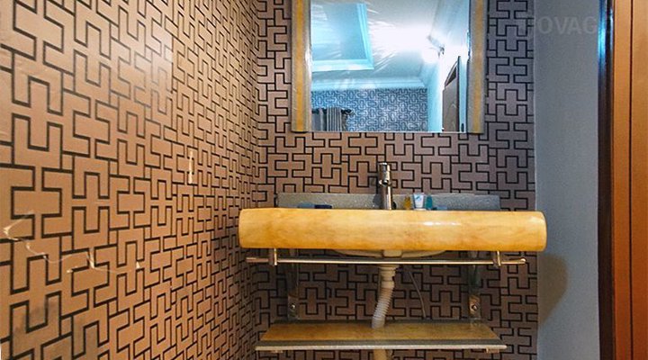Bleu Ivy Hotel & Suites