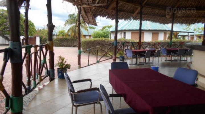 Kiromo View Resort