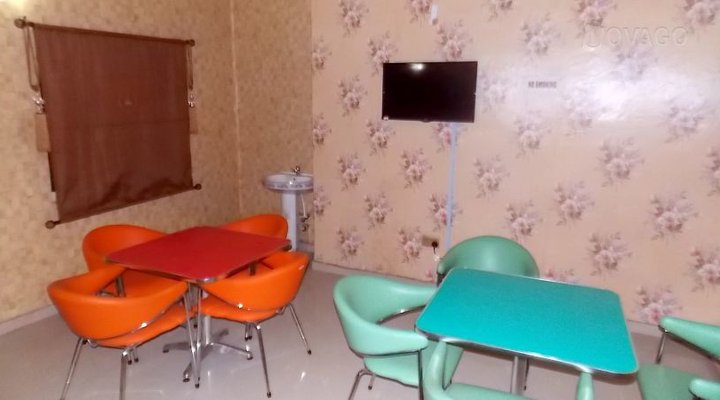 Gen Preston Hotel & Suite