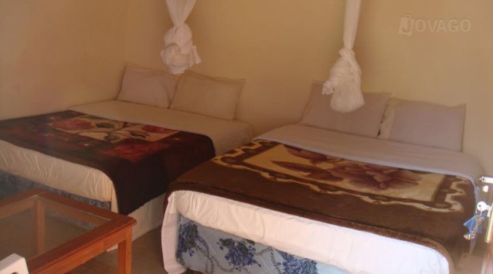 Fernando Nhaca Lodge