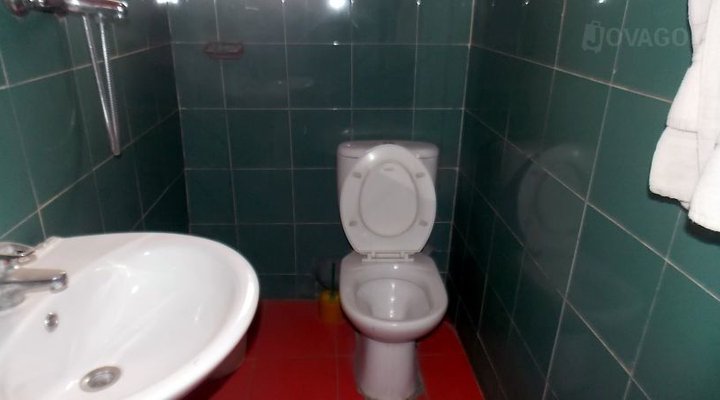 Abayomi Agia Hotels Ltd.