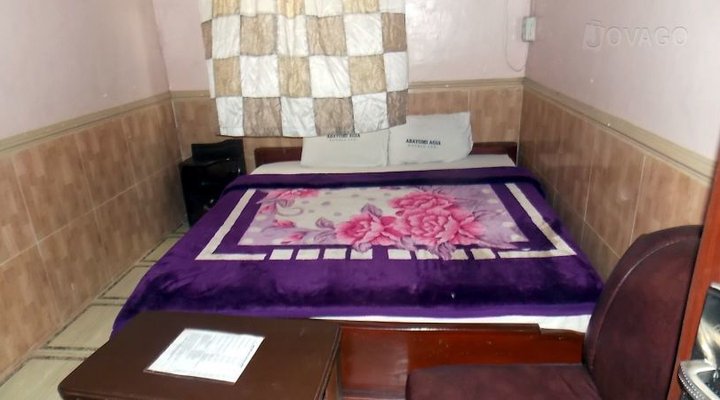 Abayomi Agia Hotels Ltd.