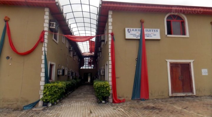 Aries Suites Hotel