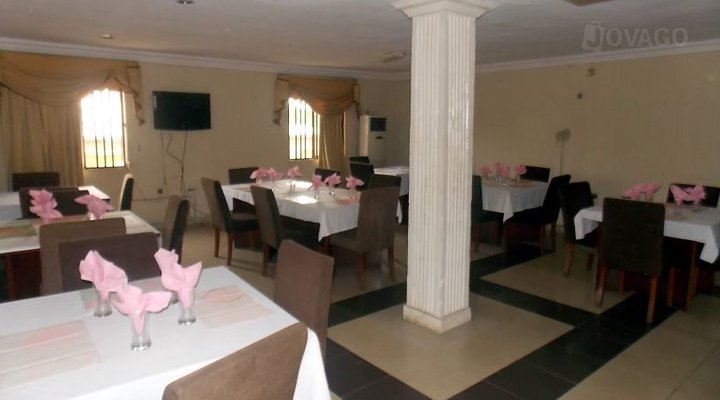 Aries Suites Hotel