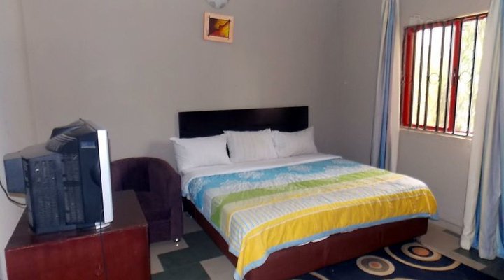 Aries Suites Hotel