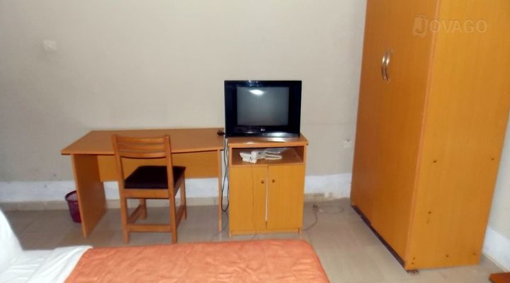 Aries Suites Hotel