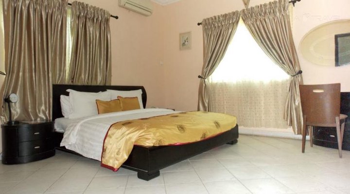 Dixie Suites