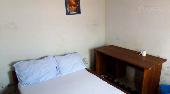 Auberge Ampoule Rouge