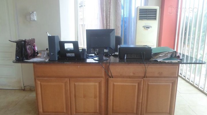 Ausbuild Studio Apartment