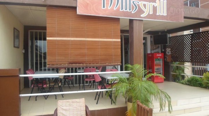 Ausbuild Studio Apartment