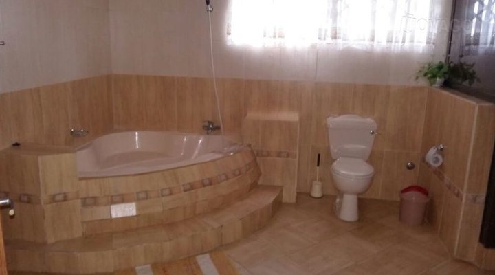 Acacia Guest Lodge -Haatso