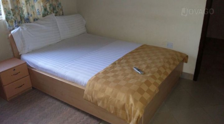 Acacia Guest Lodge -Haatso