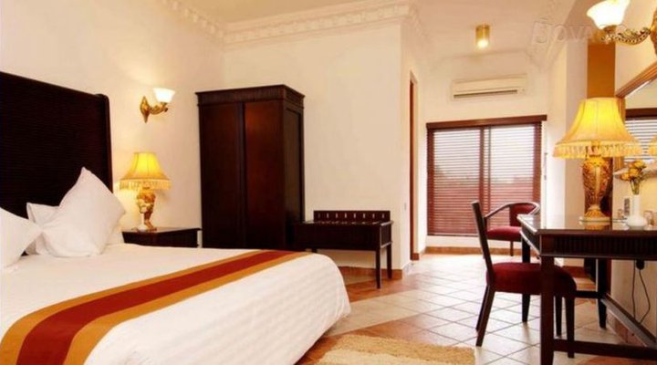 Colosseum Hotel and Fitness Club