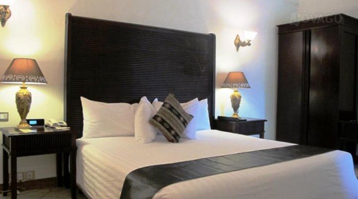 Colosseum Hotel and Fitness Club