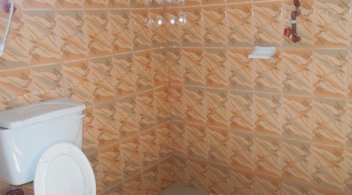Manoti Guest House