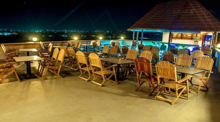 Seascape Hotel & Conference Centre