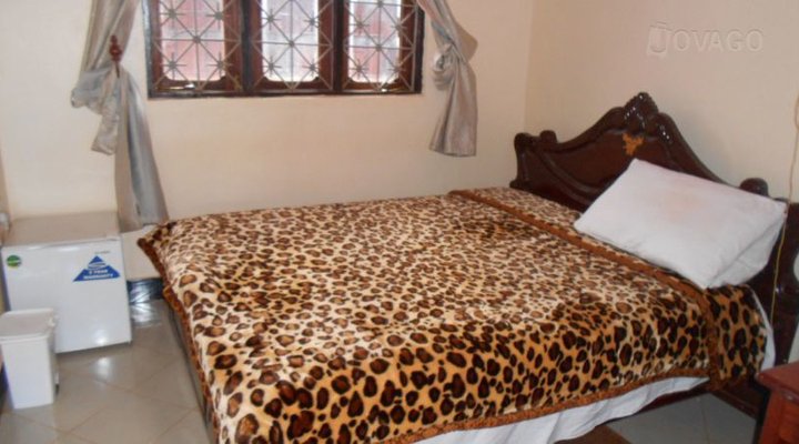 Pappaya Lodge