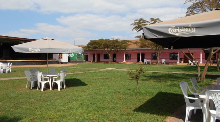 Wakawaka Hotel
