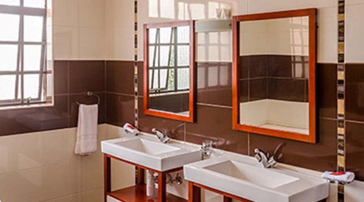 Fairacres House Karen