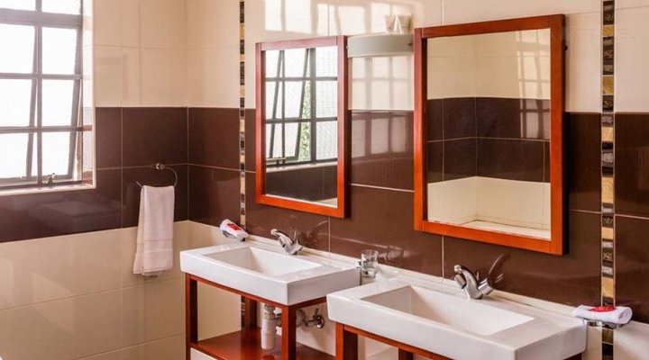 Fairacres House Karen