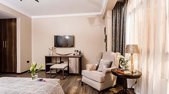 Fairacres House Karen