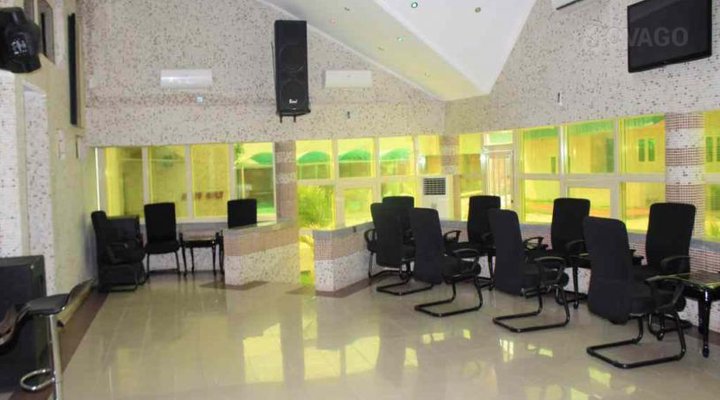 Conference Hotel and Suites Shagamu
