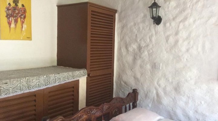 Diani Banda Cottages