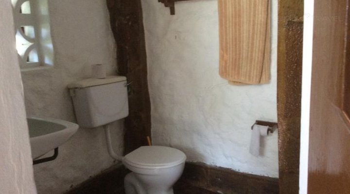 Diani Banda Cottages