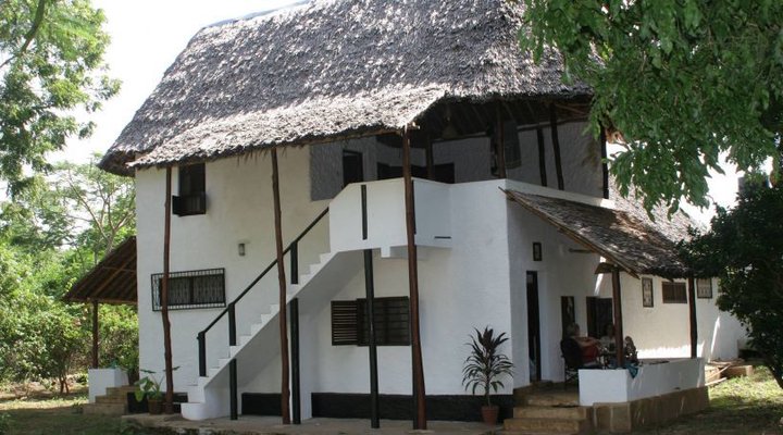 Diani Banda Cottages