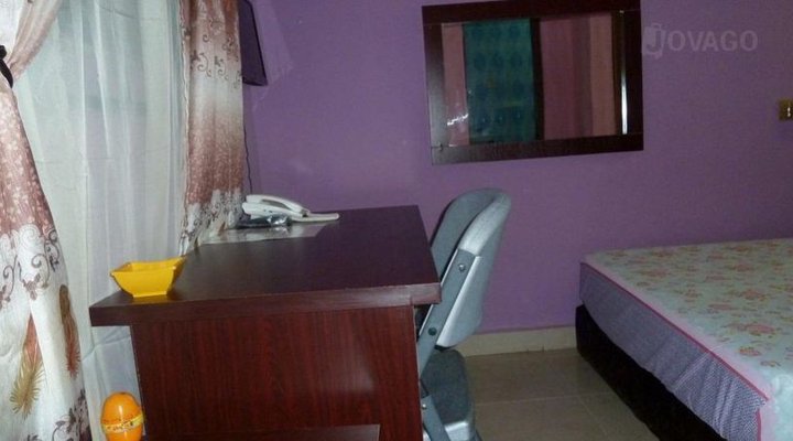 Blue Zephyr Hotel and Suite