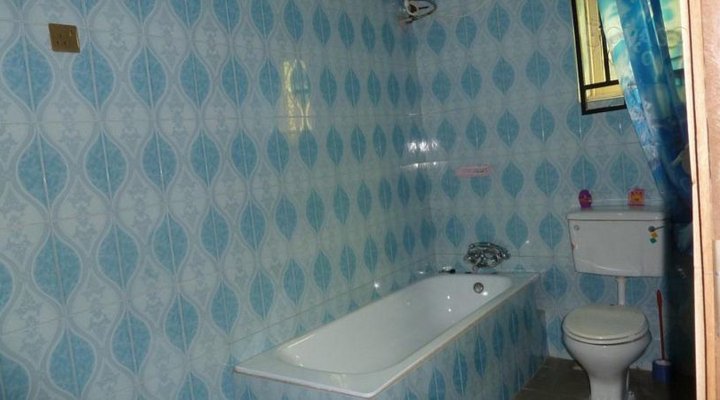 Blue Zephyr Hotel and Suite