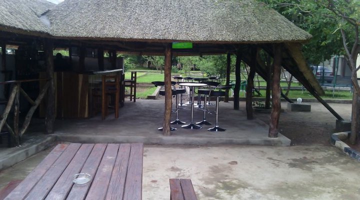 Falls Garden Lodge