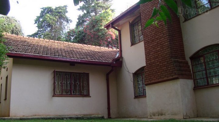 Muringa House