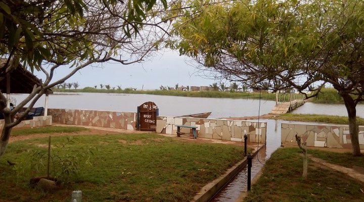 Lakeside Beach Resort