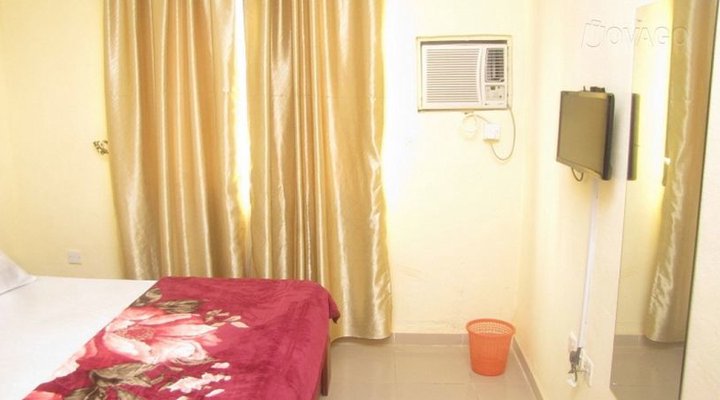 Sogo Hotel and Suites