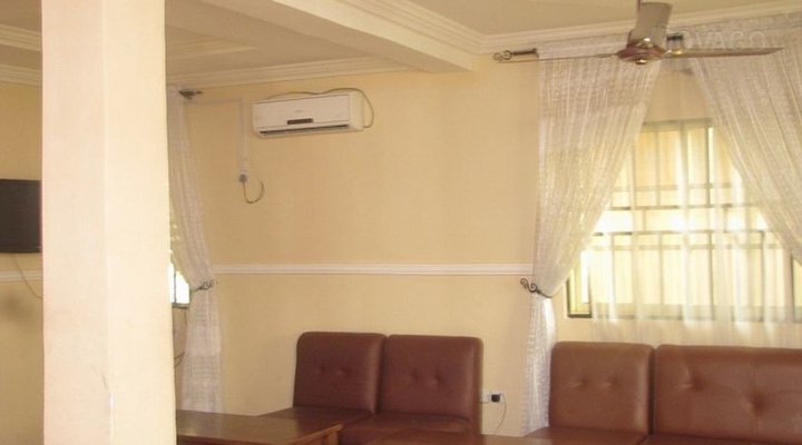 Sogo Hotel and Suites