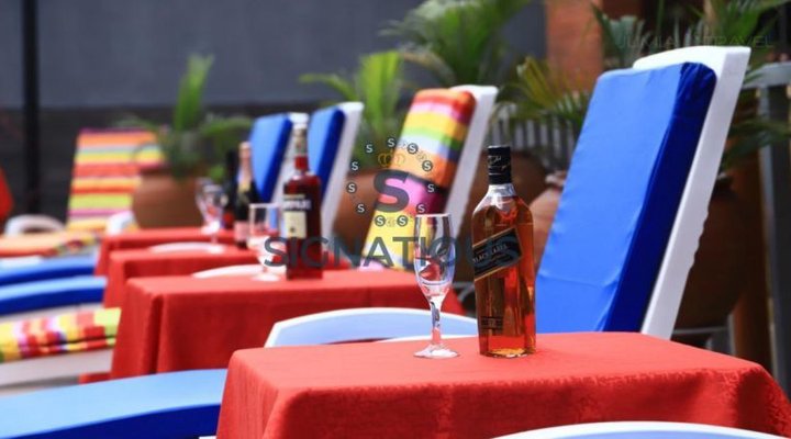 Signatious Hotels & Suites Warri
